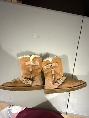 UGG Chestnut Tan Shearling Buckle Short Boots